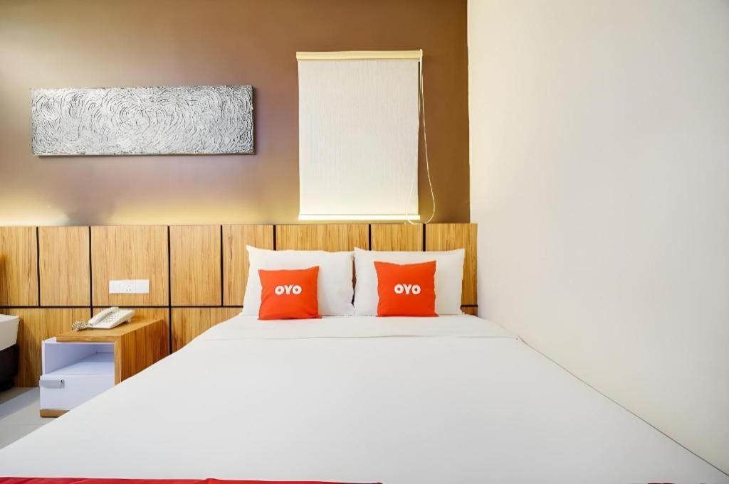 Gm Holiday Hotel Permai Jaya Kampong Tebing Rabak Exterior photo