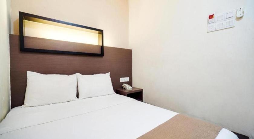 Gm Holiday Hotel Permai Jaya Kampong Tebing Rabak Exterior photo