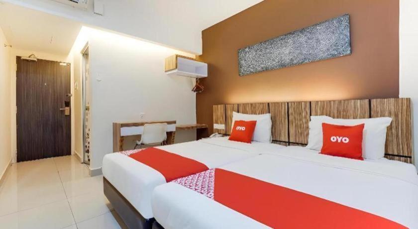 Gm Holiday Hotel Permai Jaya Kampong Tebing Rabak Exterior photo